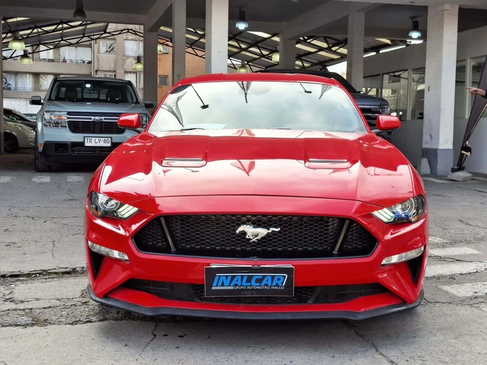 Ford MUSTANG COUPE 5.0 AUT 2023 - Foto 2 de 20