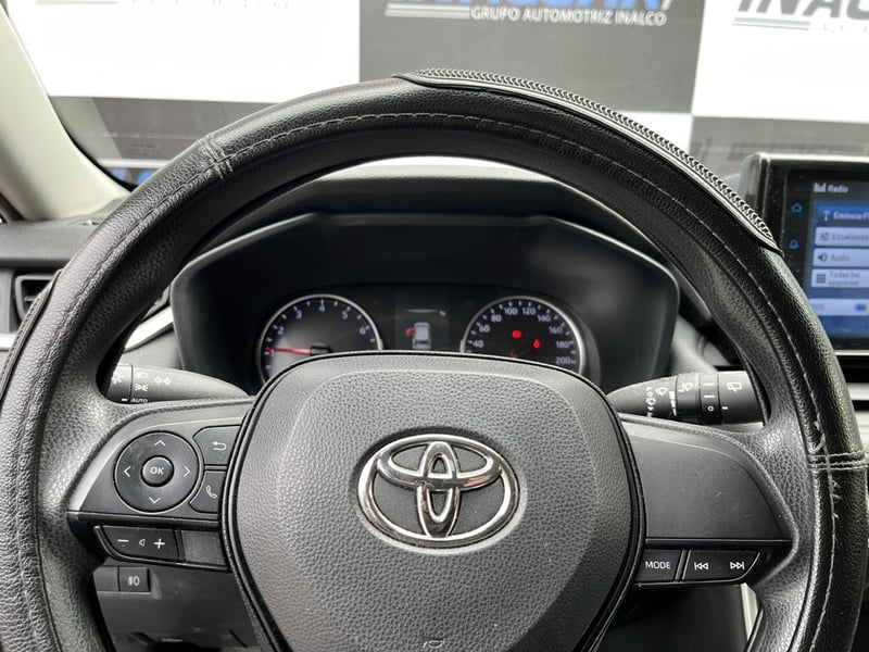 Toyota RAV4 LE CVT 2.0 2022 - Imagen 19 de 20
