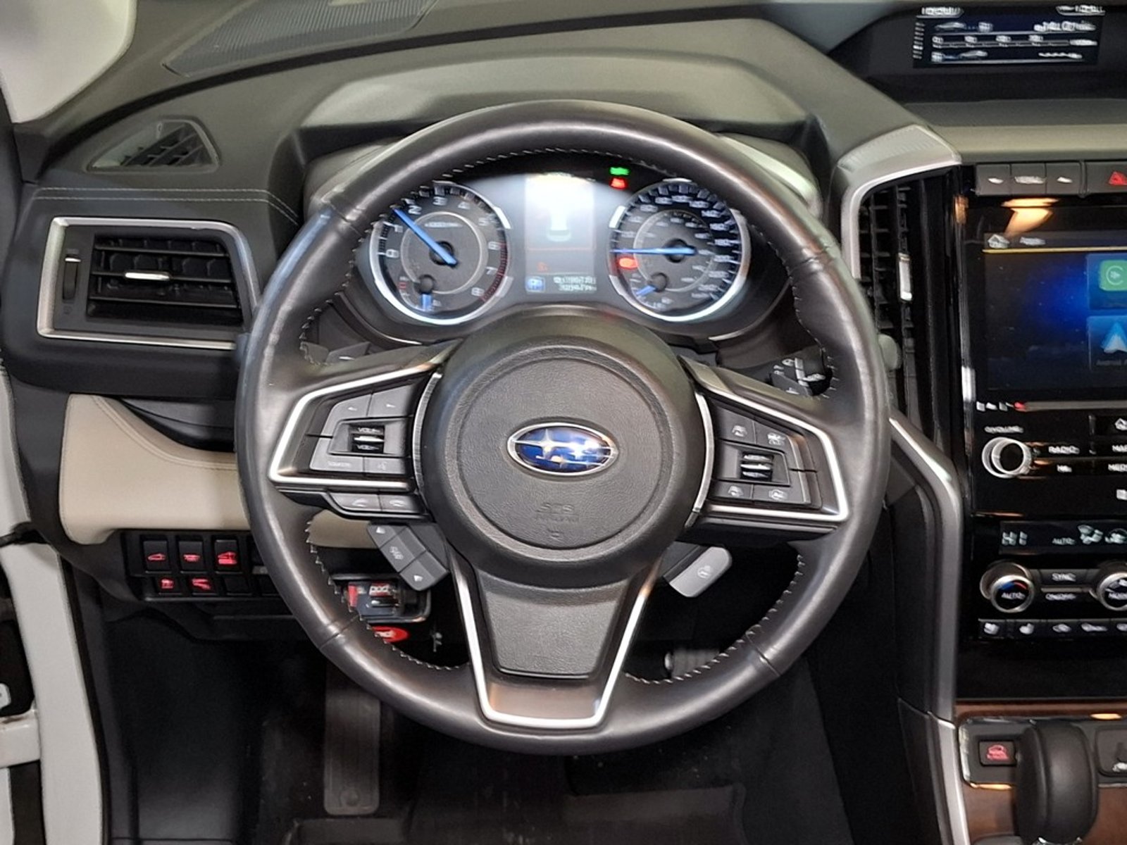 Subaru EVOLTIS TOURING 4X4 2.4 2023 - Imagen 17 de 20