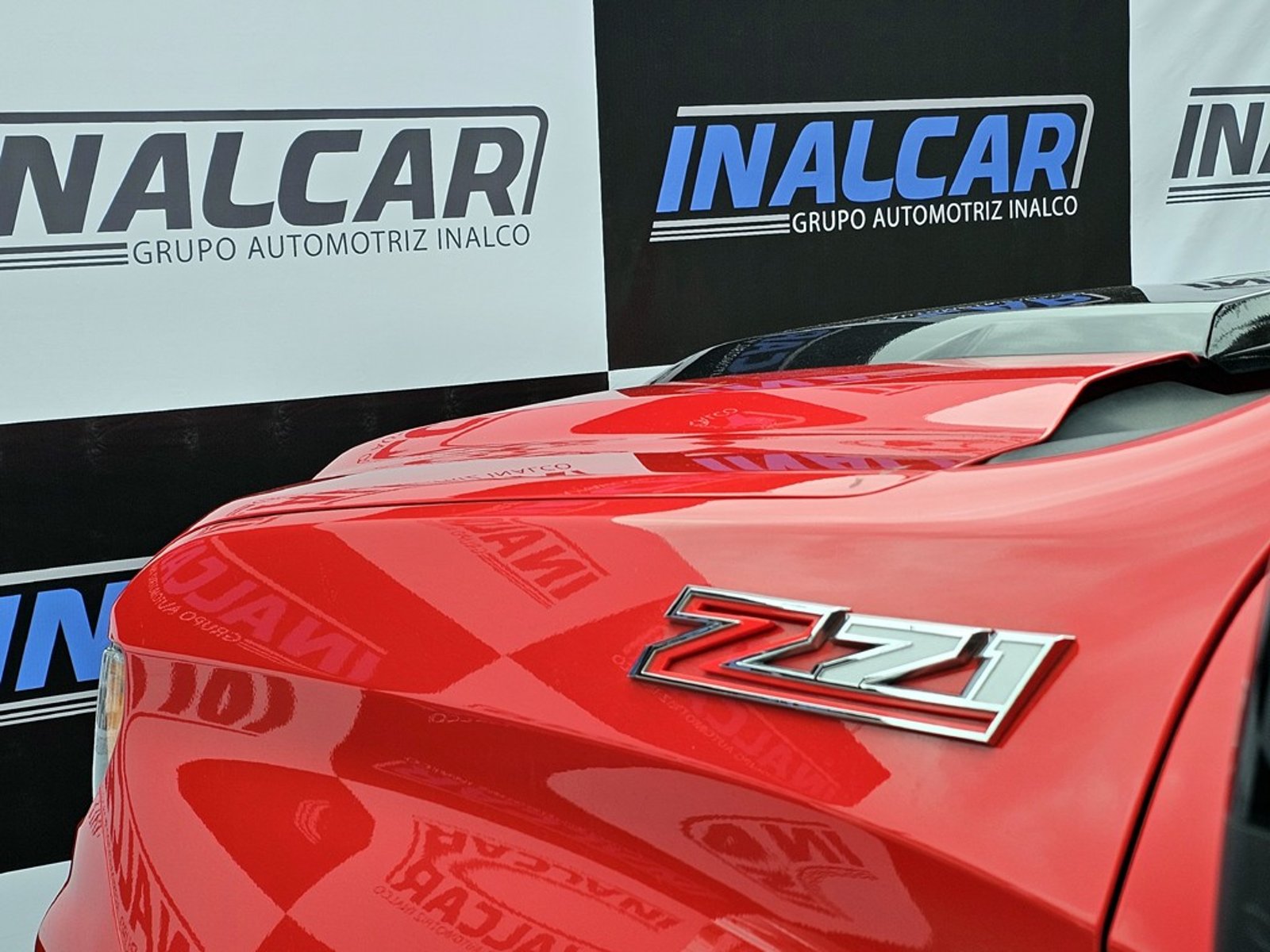 Chevrolet SILVERADO 6.2 ZR2 2023 - Imagen 8 de 20