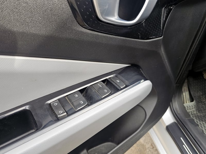 Chevrolet SAIL HB 1.5 LTZ 2024 - Imagen 11 de 20