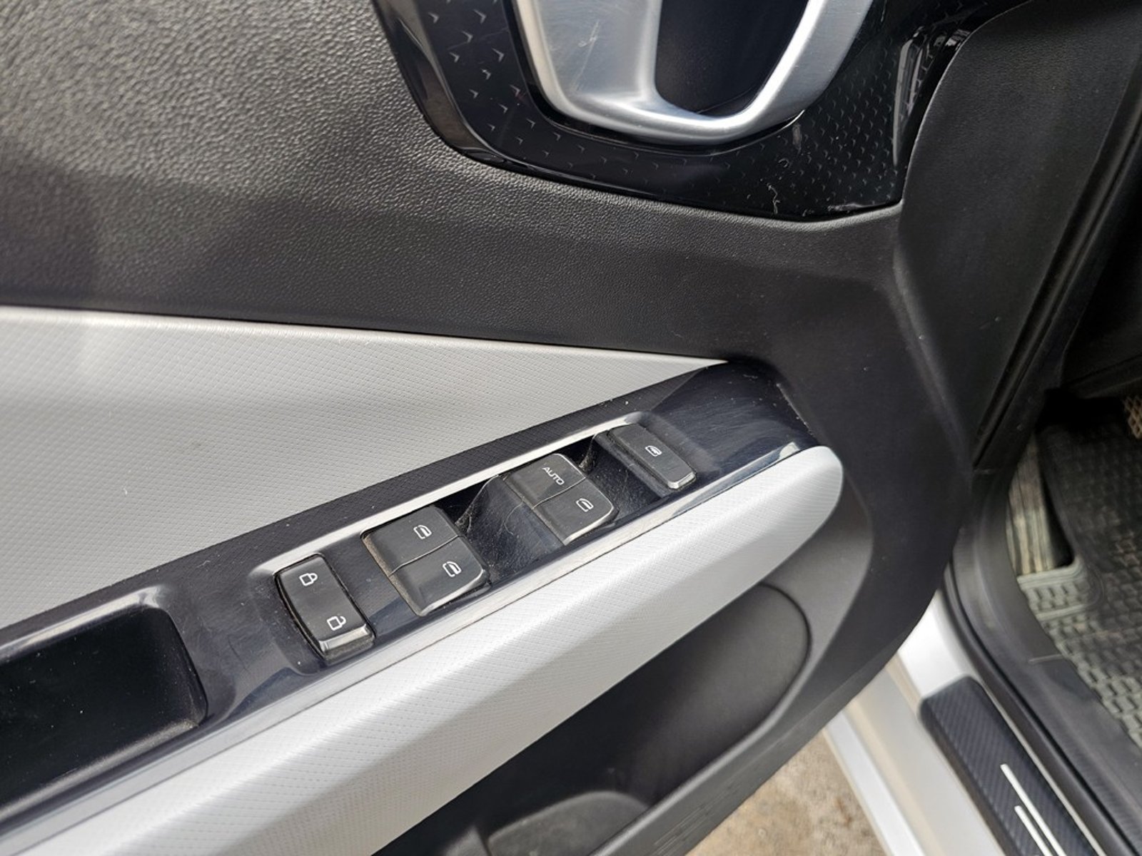 Chevrolet SAIL HB 1.5 LTZ 2024 - Imagen 11 de 20