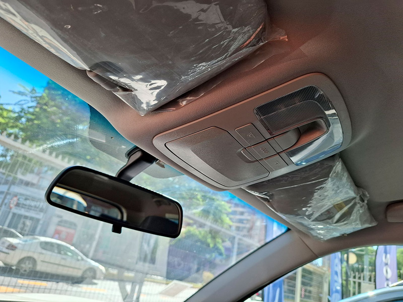 SSANGYONG KORANDO 1.5T GLX 2024 - Imagen 17 de 20