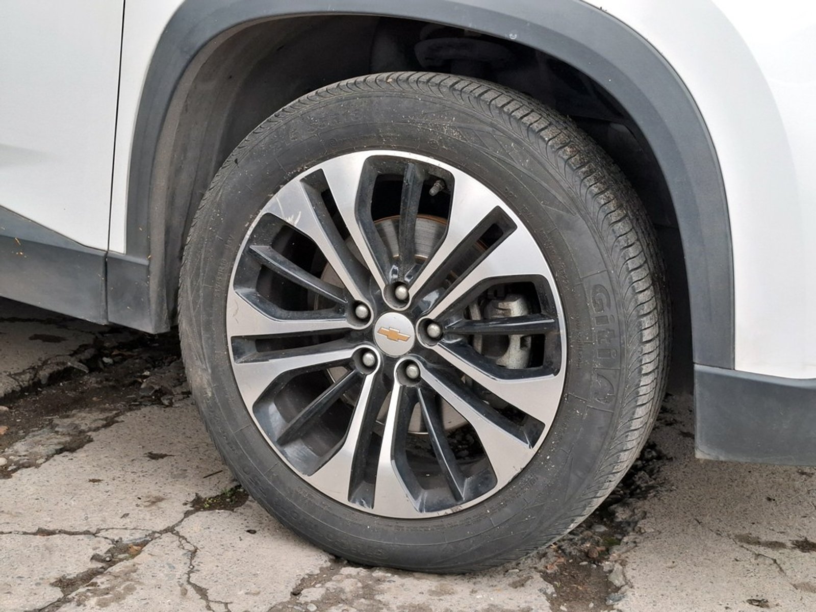 Chevrolet CAPTIVA 1.5 AUT PREMIER 2024 - Imagen 9 de 20