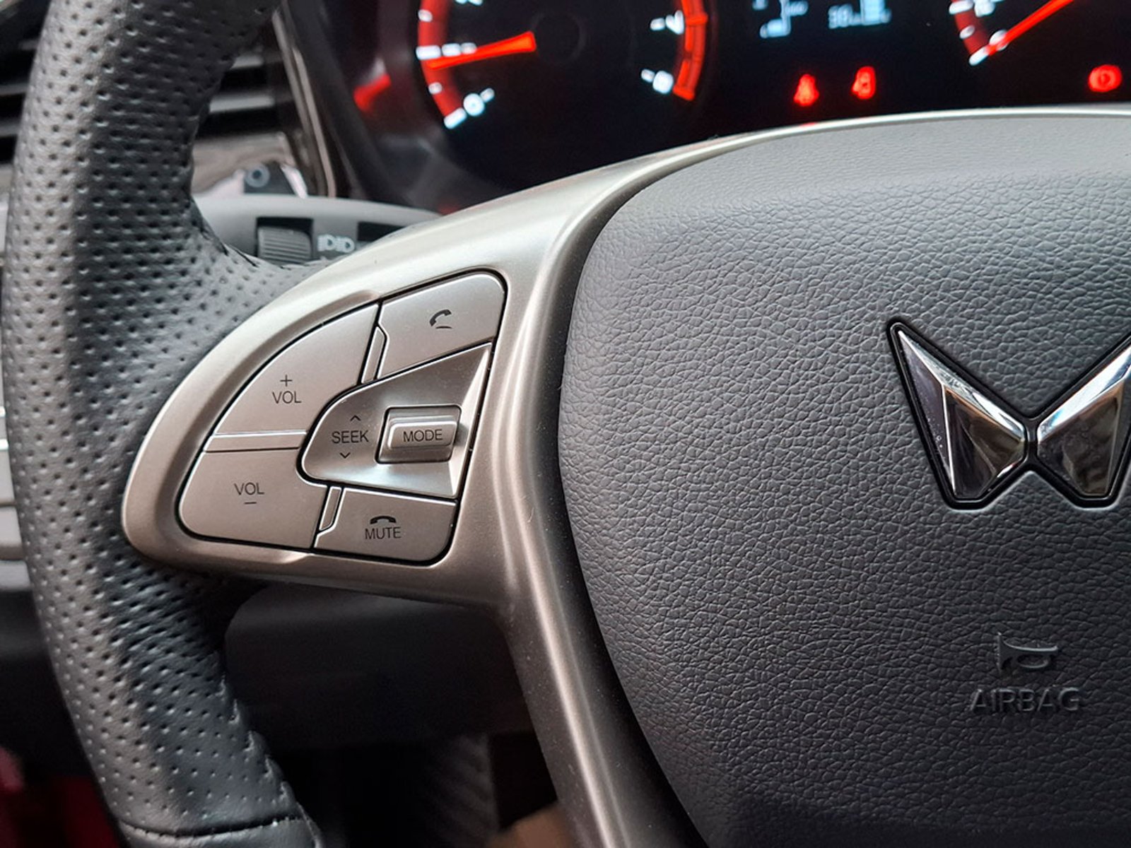 Mahindra XUV 300 . 2026 - Imagen 13 de 17