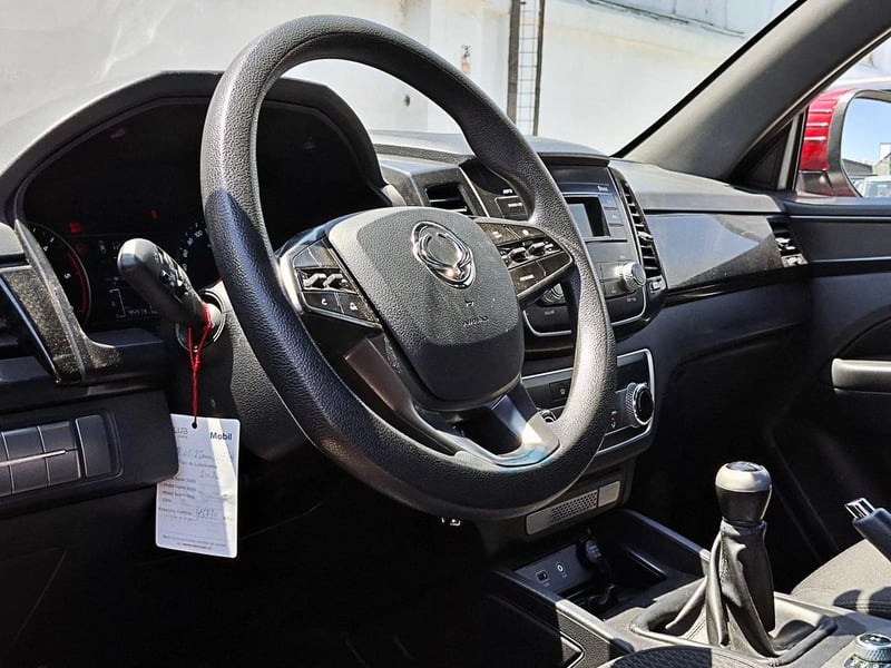 SsangYong GRAND MUSSO 2.2 GRAND 4WD MT 2021 - Imagen 7 de 15