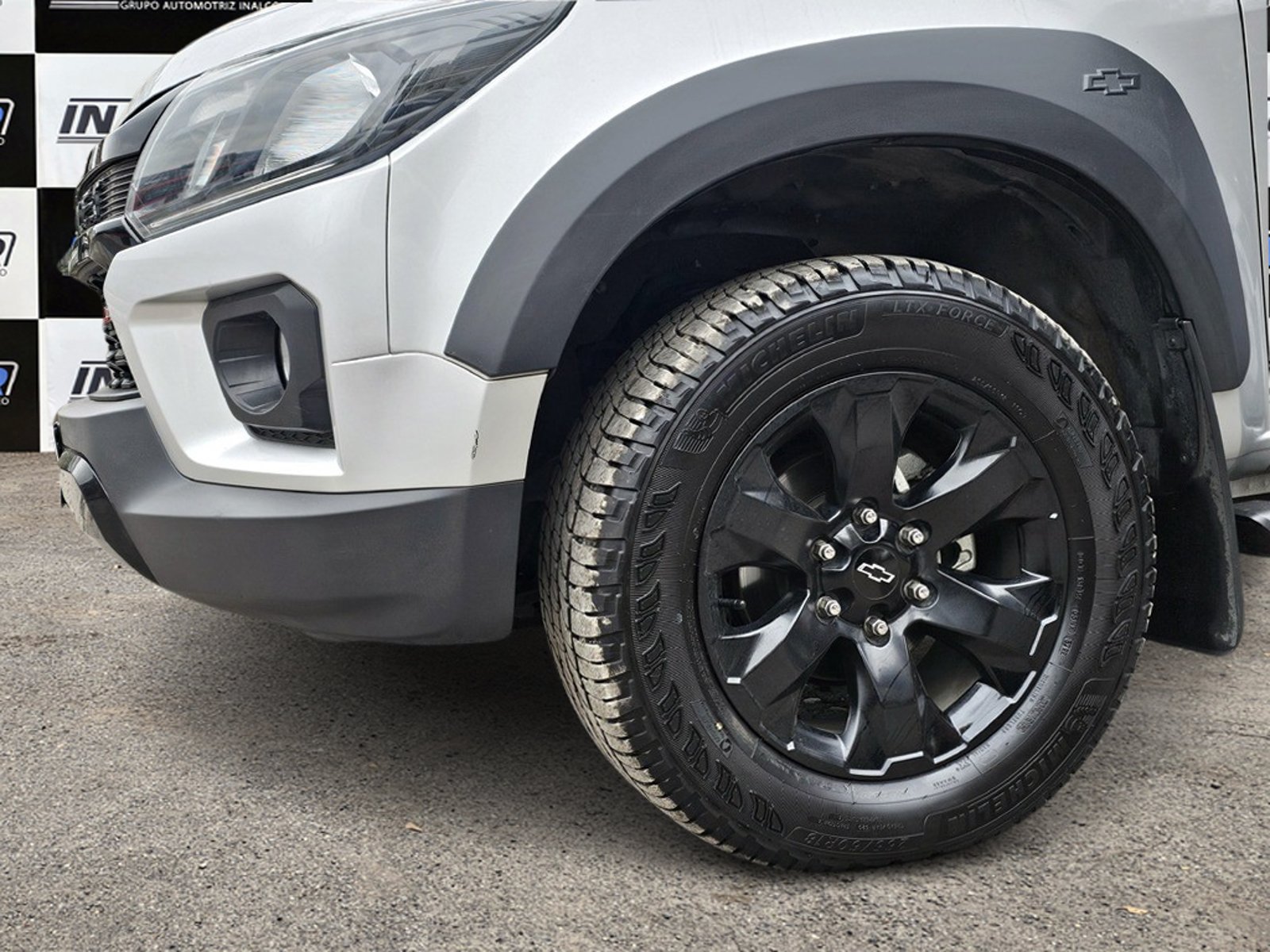 Chevrolet COLORADO 2.8 Z71 2023 - Imagen 11 de 20
