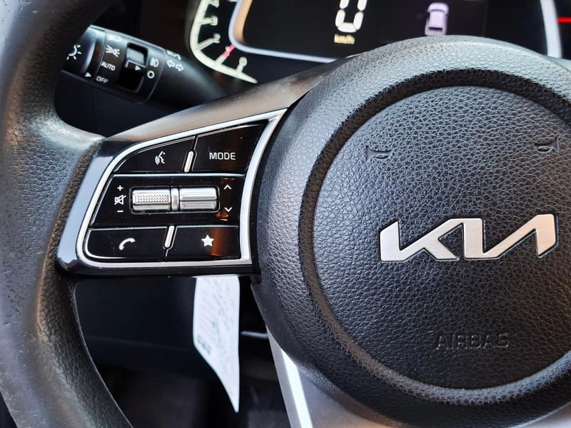Kia SONET 1.5 2023 - Imagen 17 de 20
