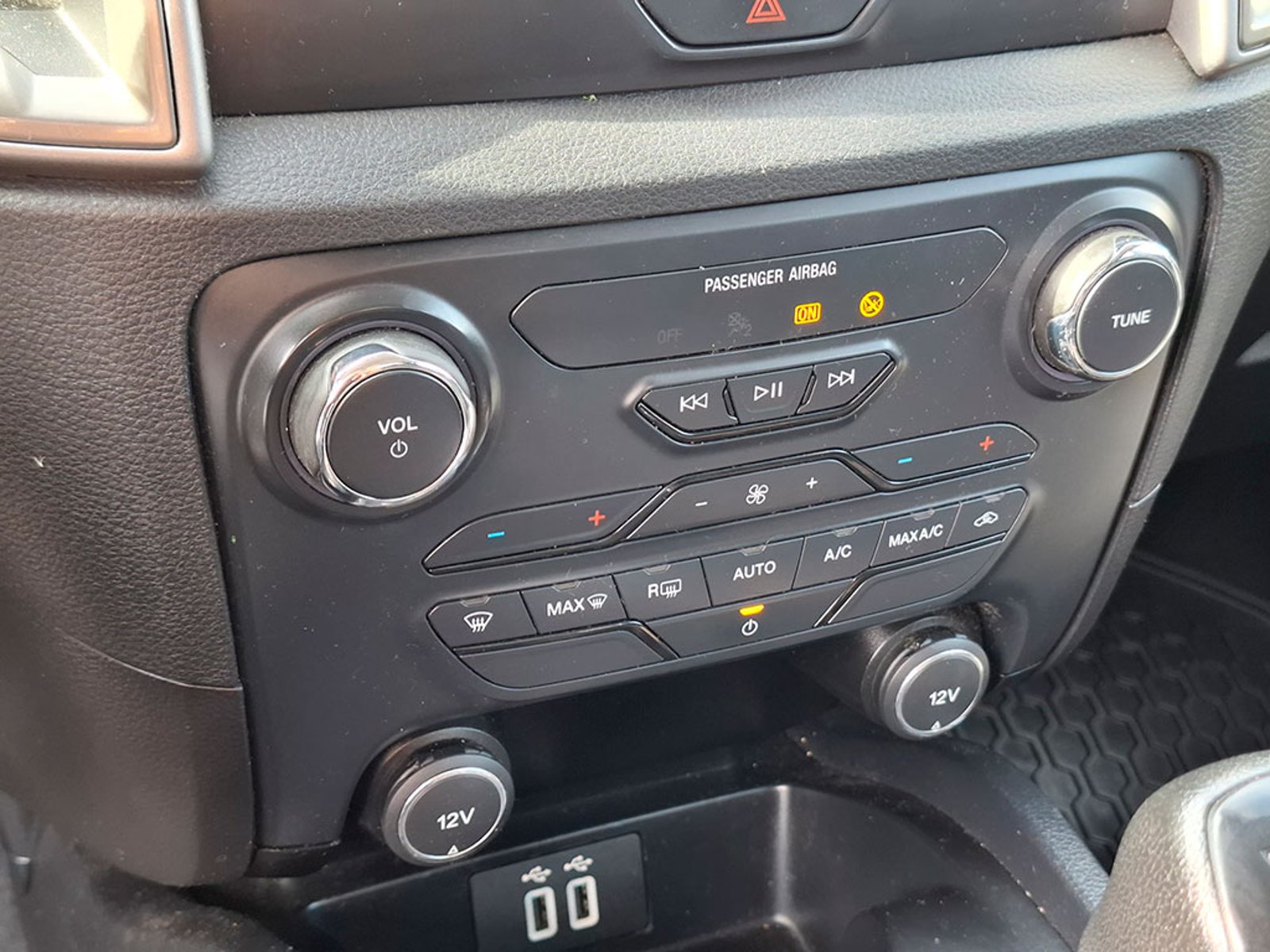 FORD RANGER 3.2 DSL XLT 2022 - Imagen 16 de 20