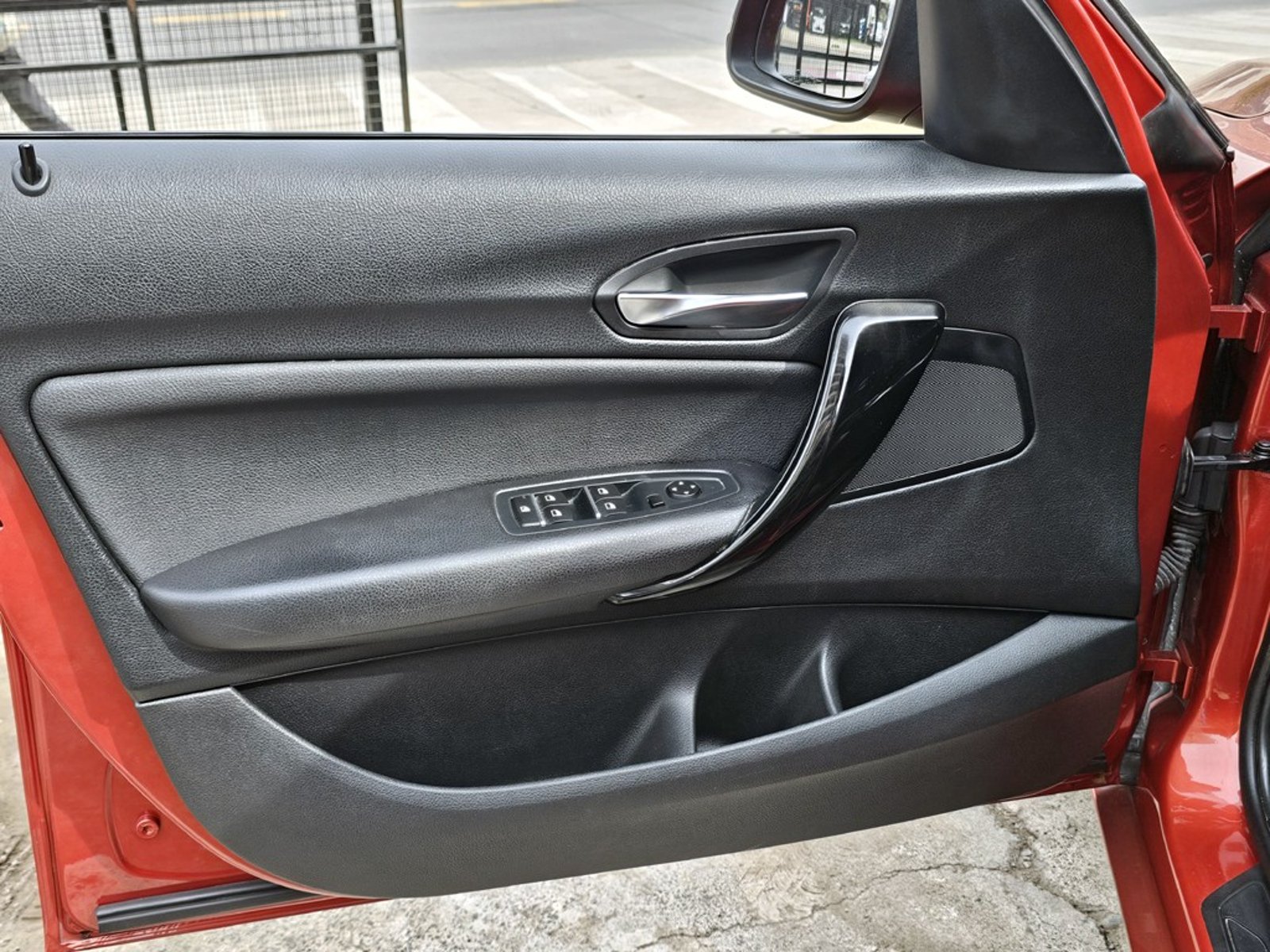 BMW 118 I LC 1.5 AUT 2018 - Imagen 9 de 20