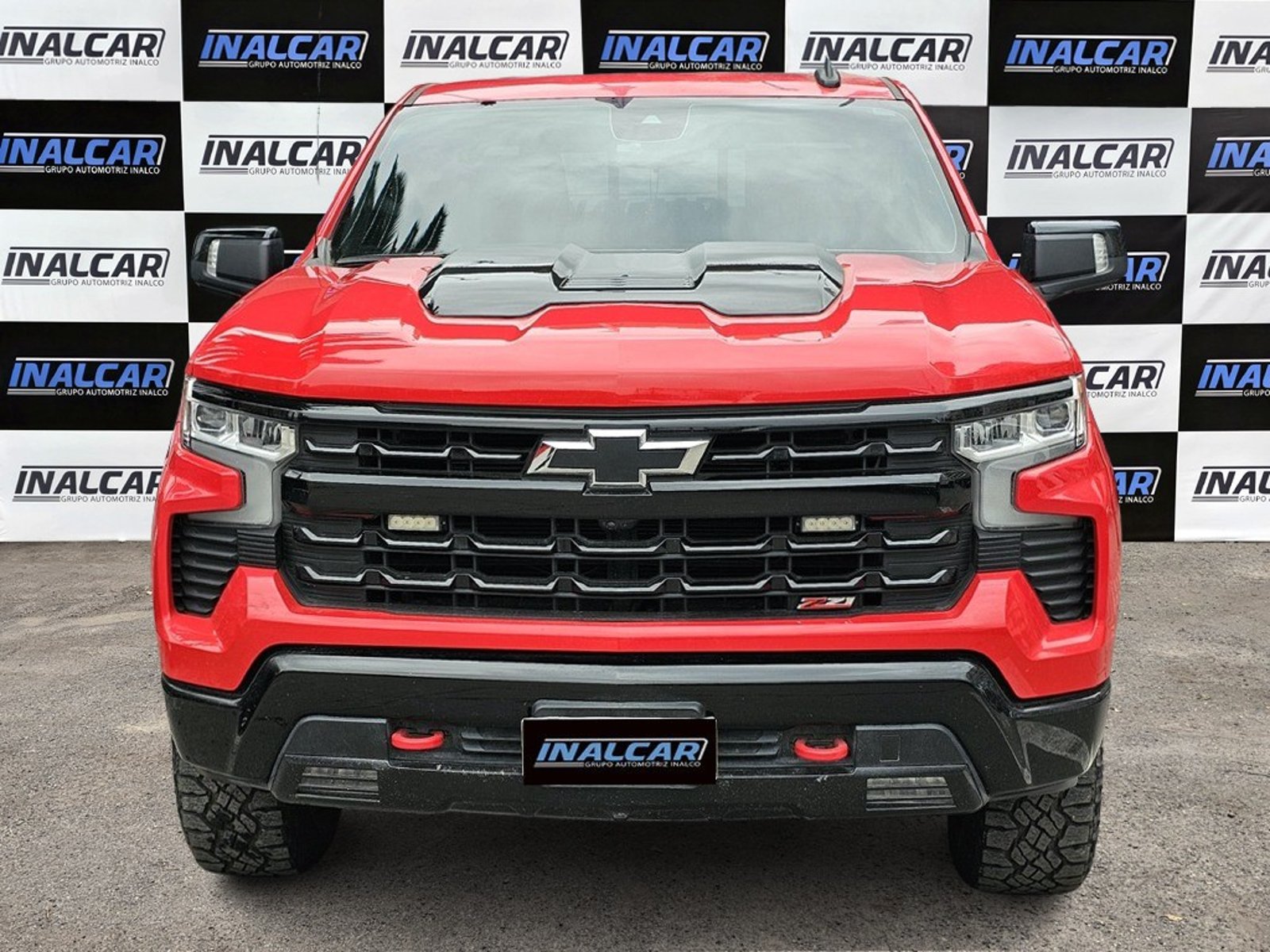 Chevrolet SILVERADO 6.2 ZR2 2023 - Foto 2 de 20