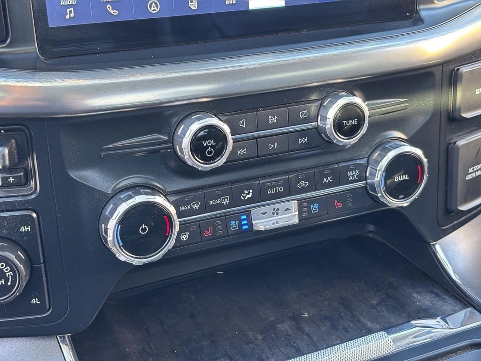 FORD F-150 LARIAT LUXURY 5.0 4X4 AUT 2023 - Imagen 17 de 20