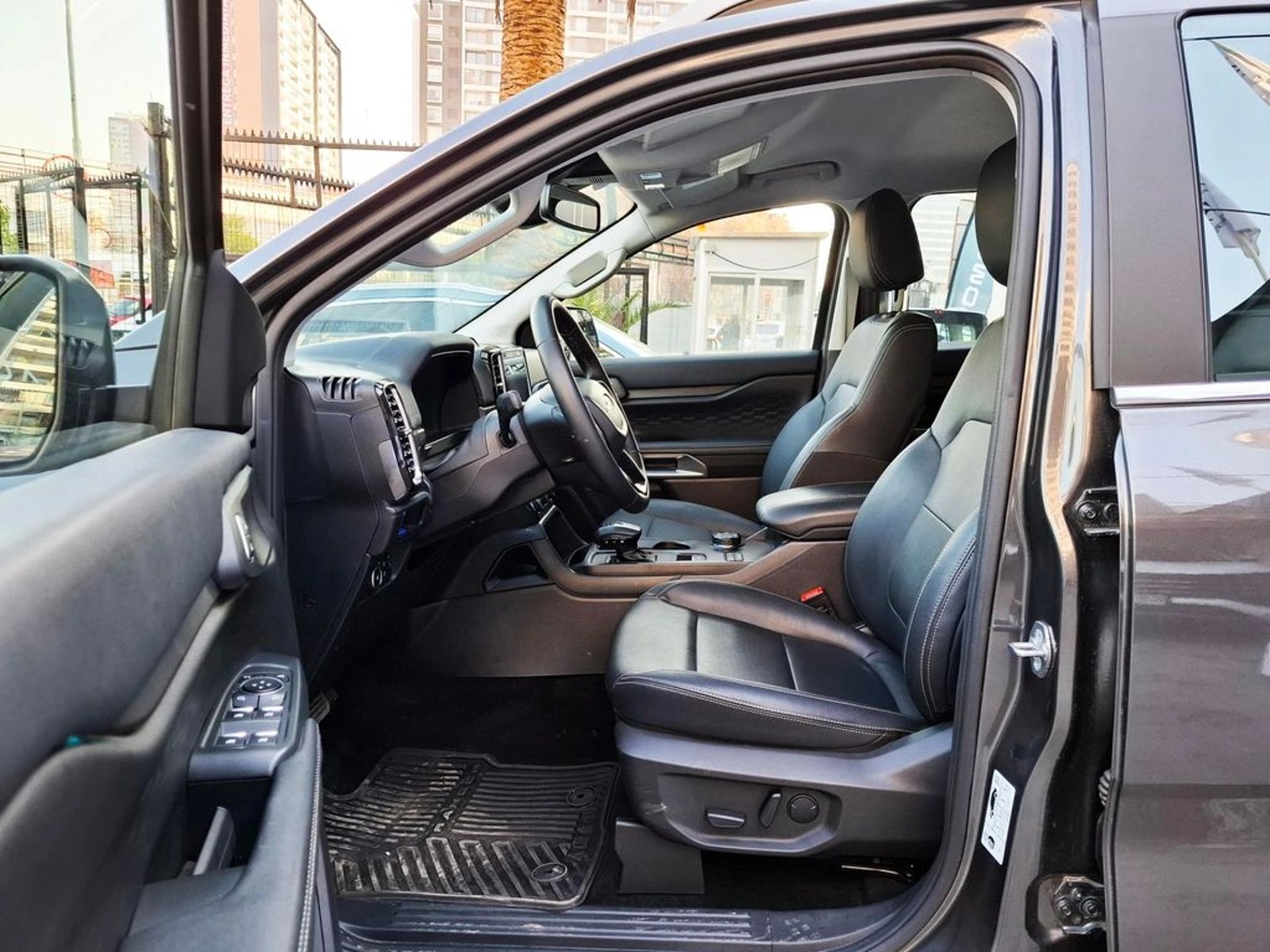 FORD RANGER 3.0 2025 - Imagen 12 de 20