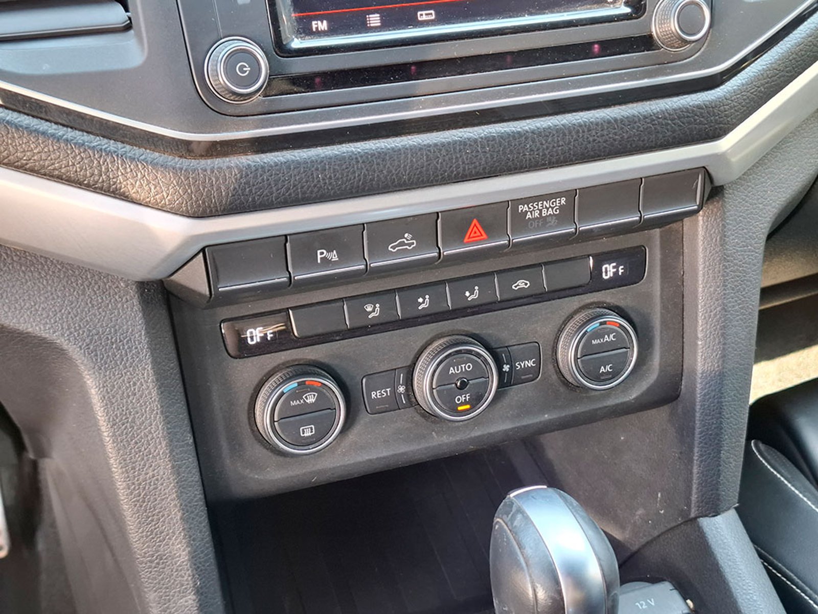 VOLKSWAGEN AMAROK 4X4 3.0 AUT 2021 - Imagen 19 de 20
