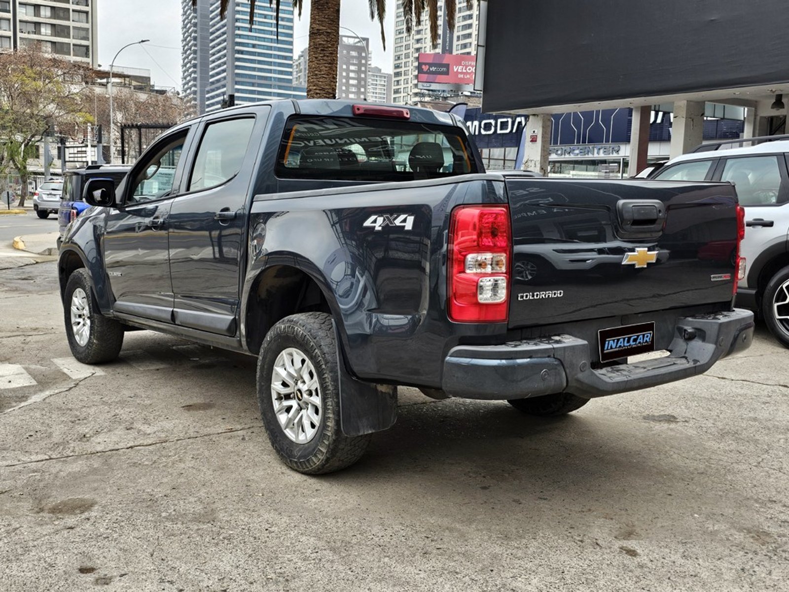 Chevrolet COLORADO DCAB 4X4 2.8 AT 2023 - Imagen 7 de 20
