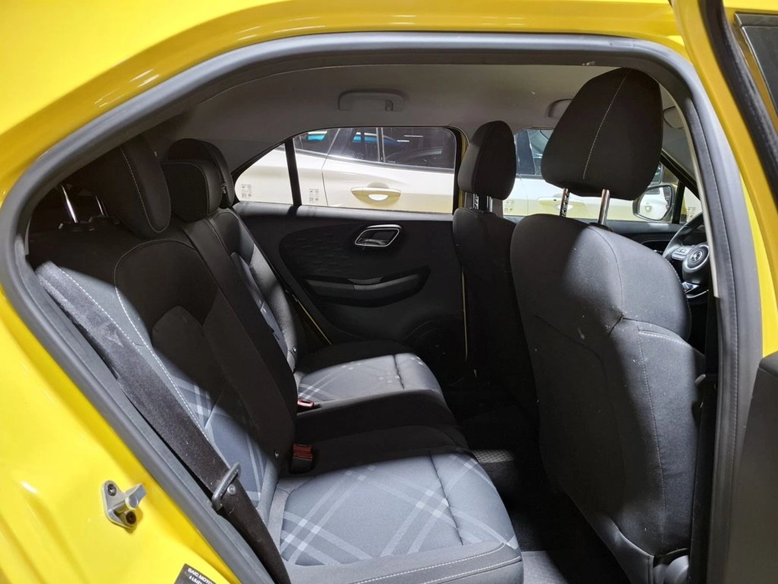 MG 3 1.5 STD 4X2 HB MT 5P 2022 - Imagen 19 de 20