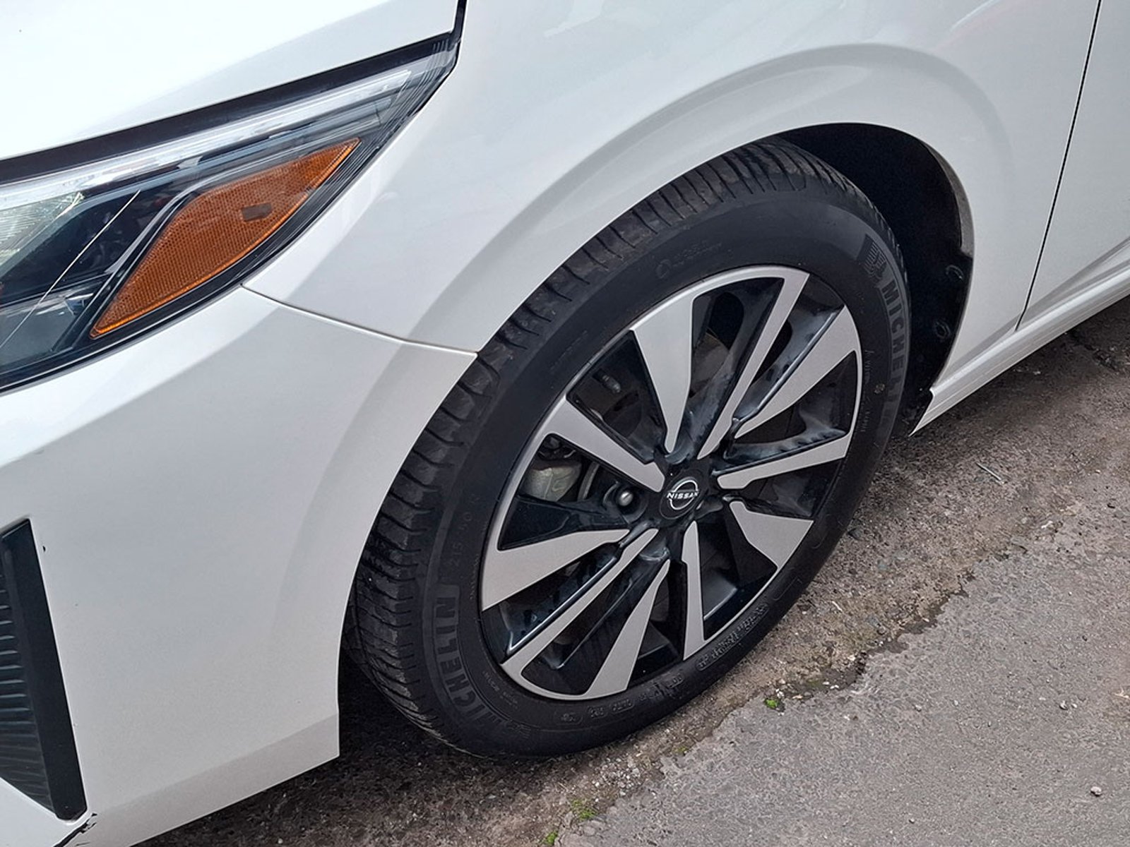 Nissan SENTRA 2.0 ADVANCE 2025 - Foto 5 de 18