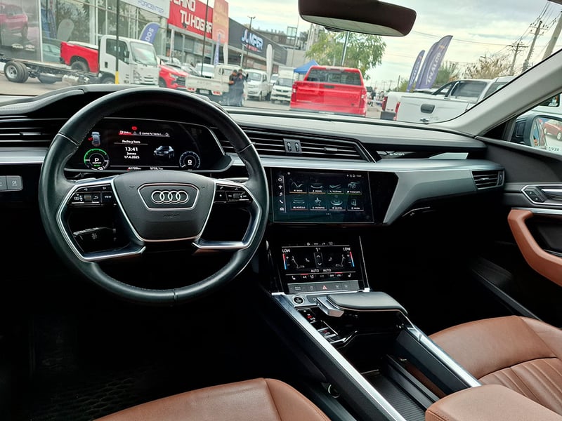 Audi e-Tron Gt 4X4 AUT 2027 - Imagen 13 de 20