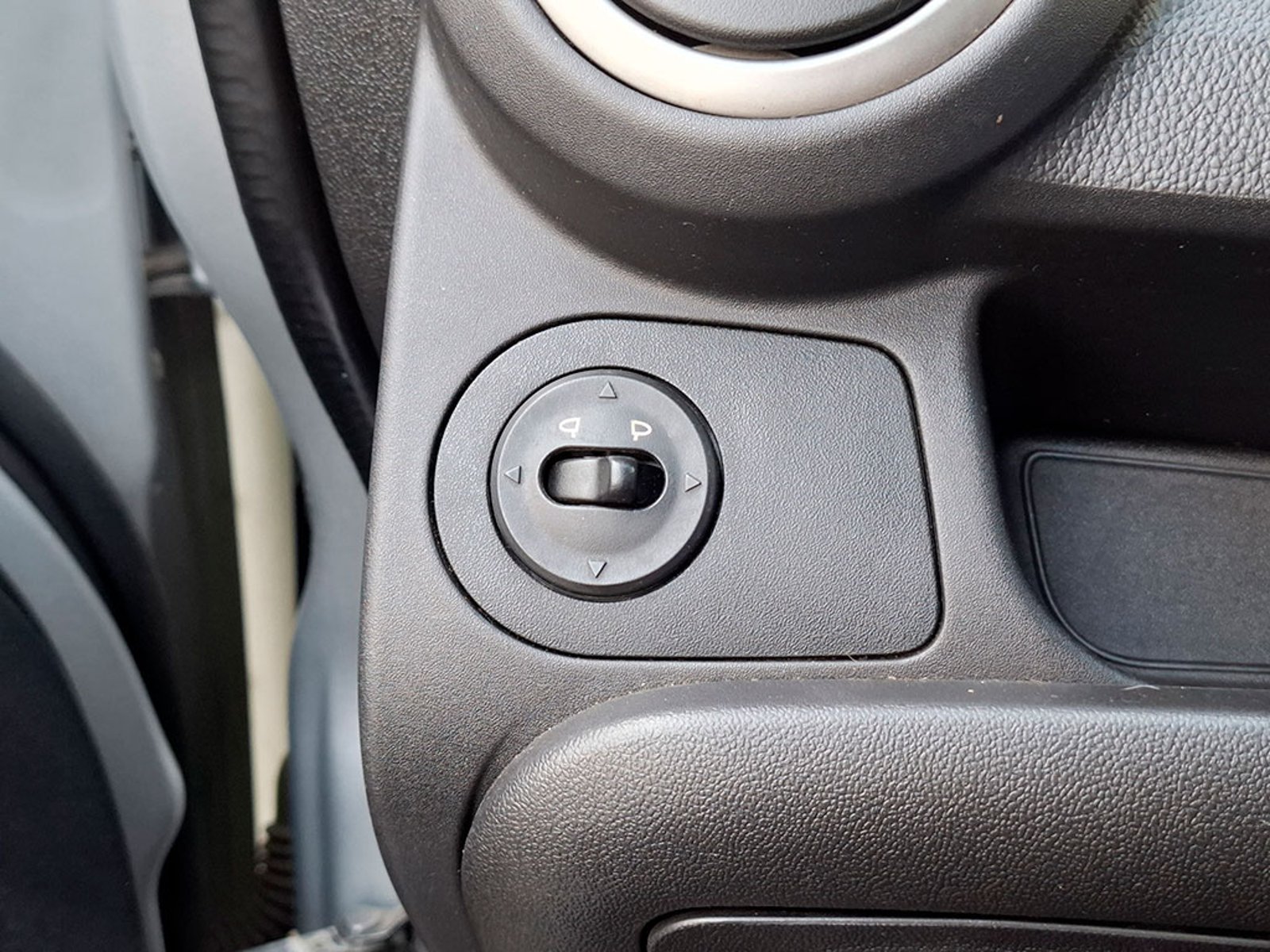 CHEVROLET SAIL CLASSIC LT 1.4 2016 - Imagen 20 de 20
