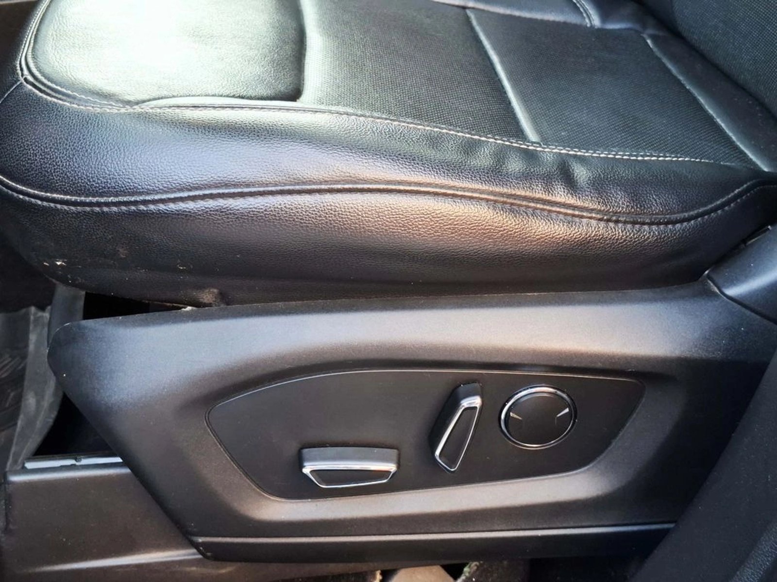 Ford EXPLORER 2.3 2021 - Imagen 16 de 20