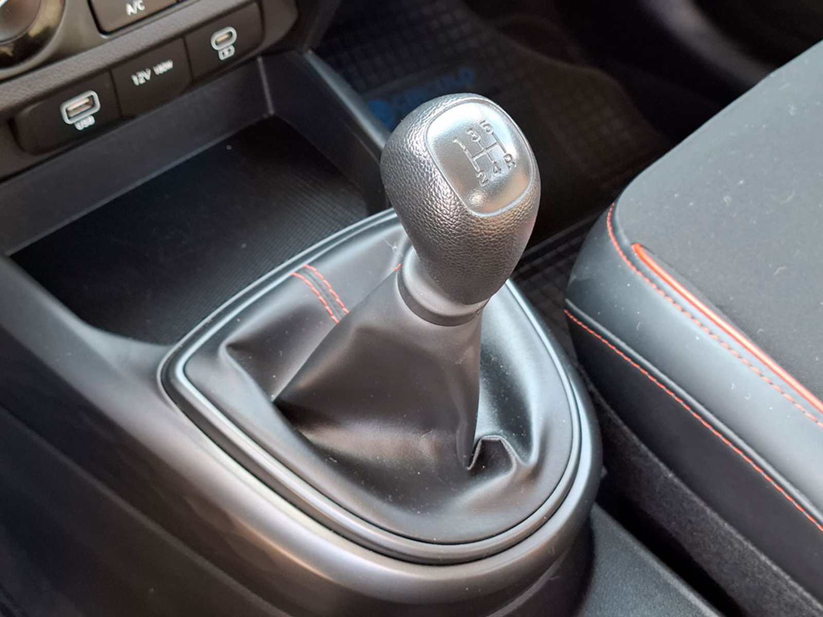 HYUNDAI GRAND I10 1.2 2025 - Imagen 19 de 20