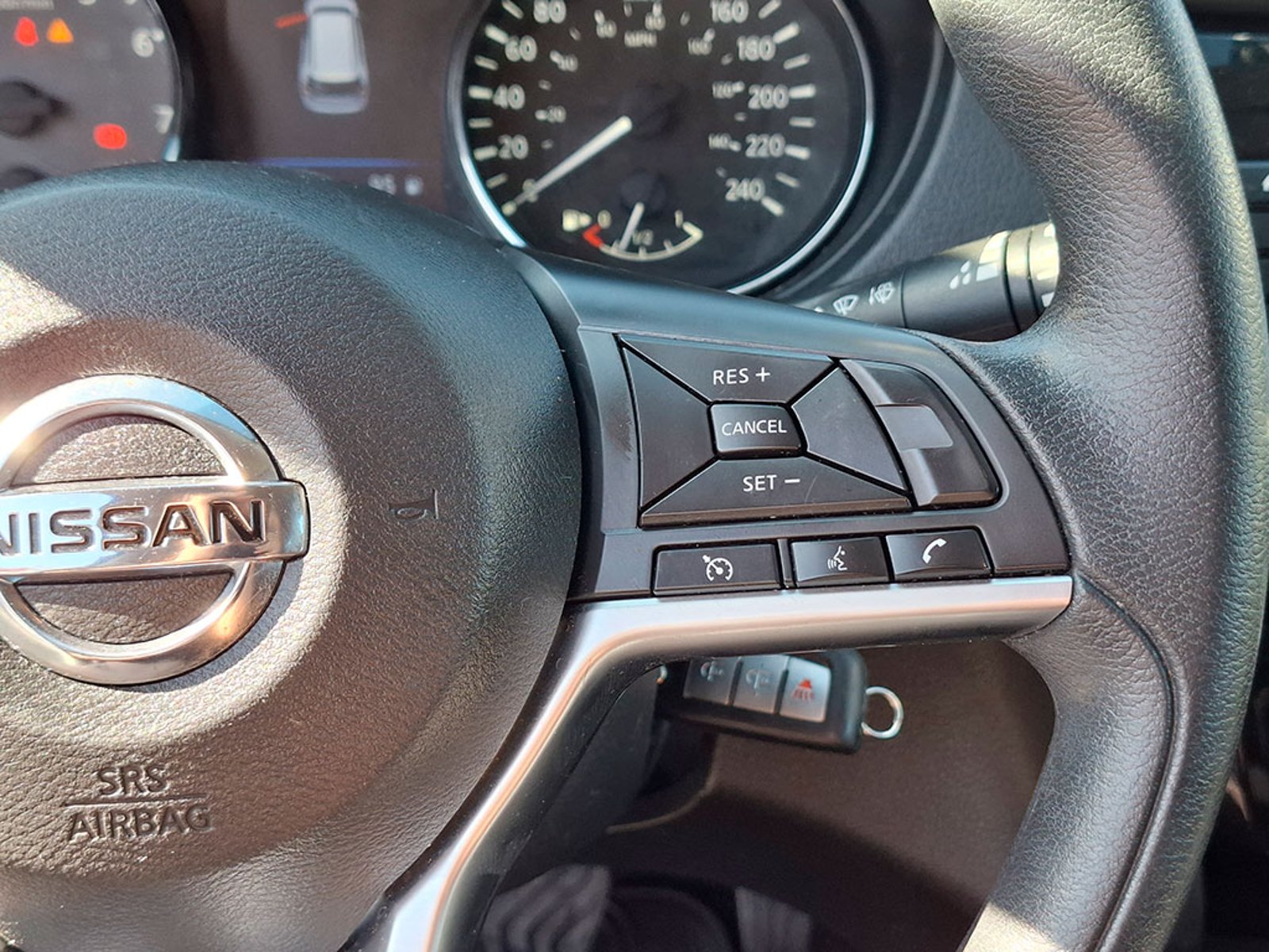 NISSAN X-TRAIL 2.5 SENSE 2022 - Imagen 15 de 20