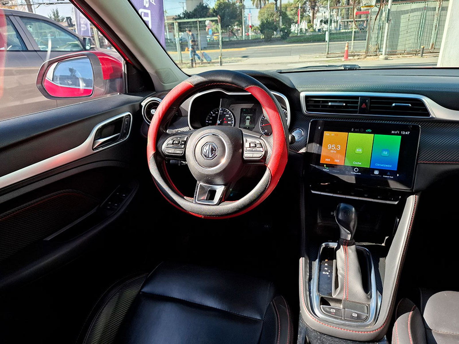 MG ZX 1.5 DLX 2023 - Imagen 12 de 20