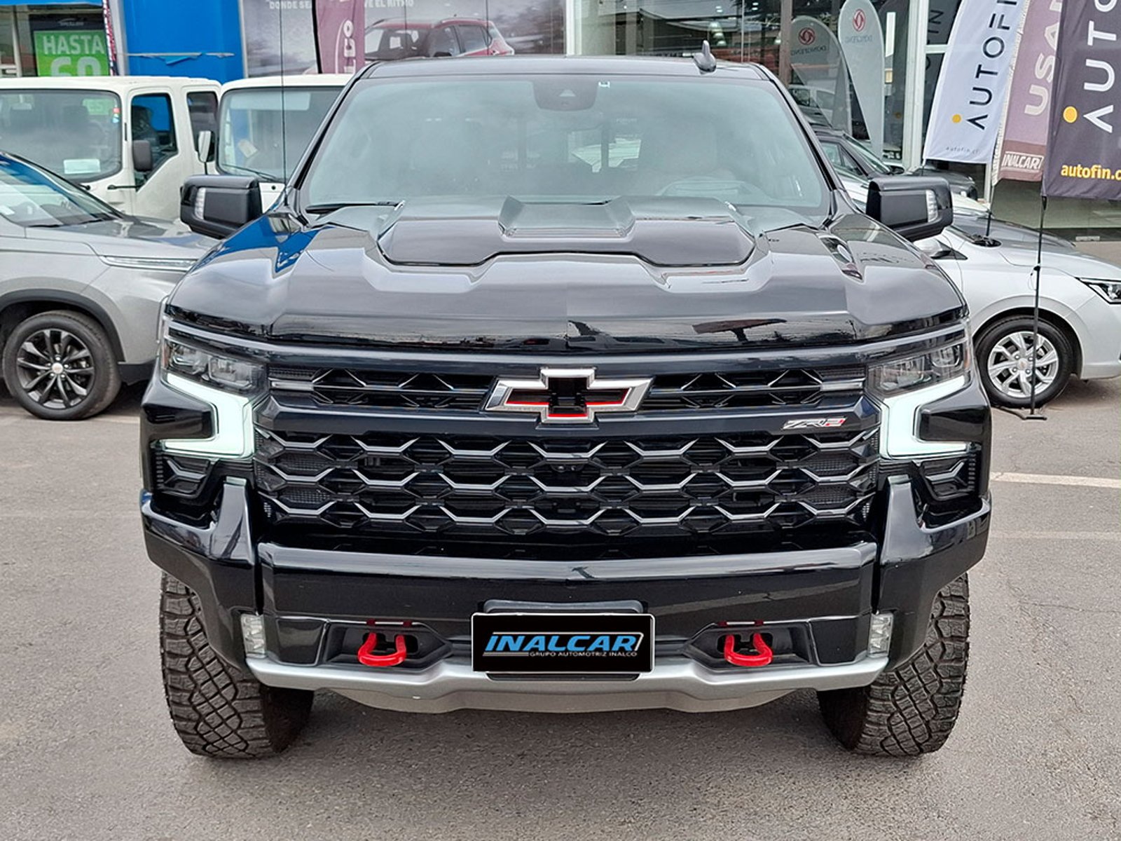 Chevrolet SILVERADO 4X4 6.2 AUT 2025 - Foto 2 de 20
