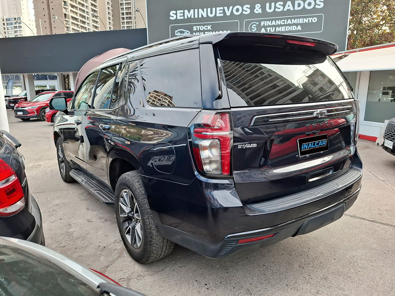 CHEVROLET TAHOE 4X4 5.3 AT 2023 - Imagen 6 de 20