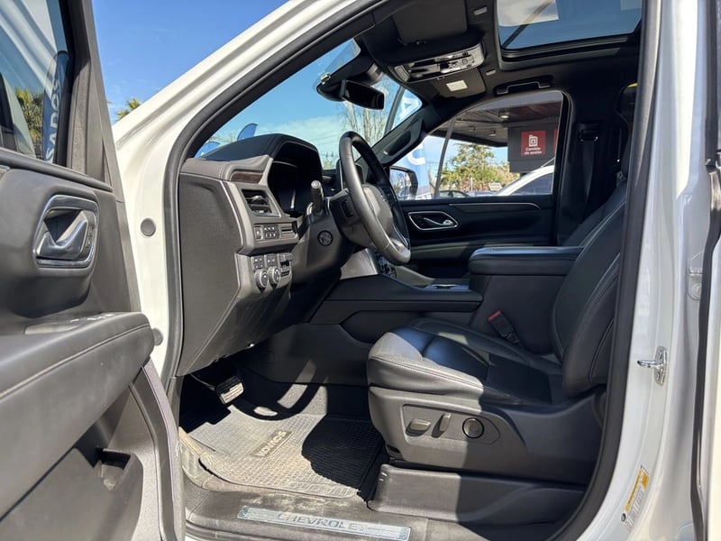 Chevrolet SUBURBAN 5.3 Z71 AT 4X4 2024 - Imagen 19 de 20