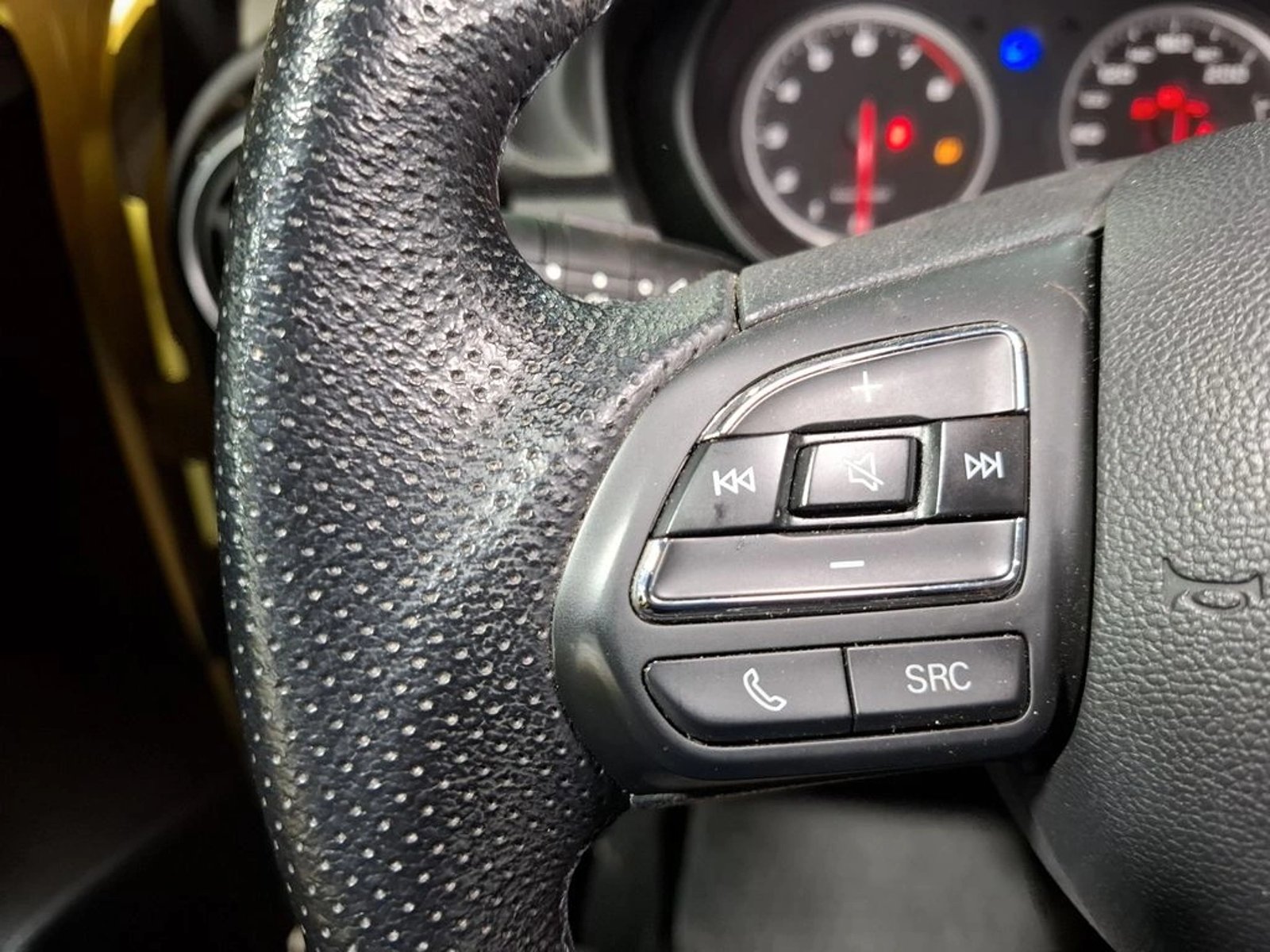 MG 3 1.5 STD 4X2 HB MT 5P 2022 - Imagen 15 de 20