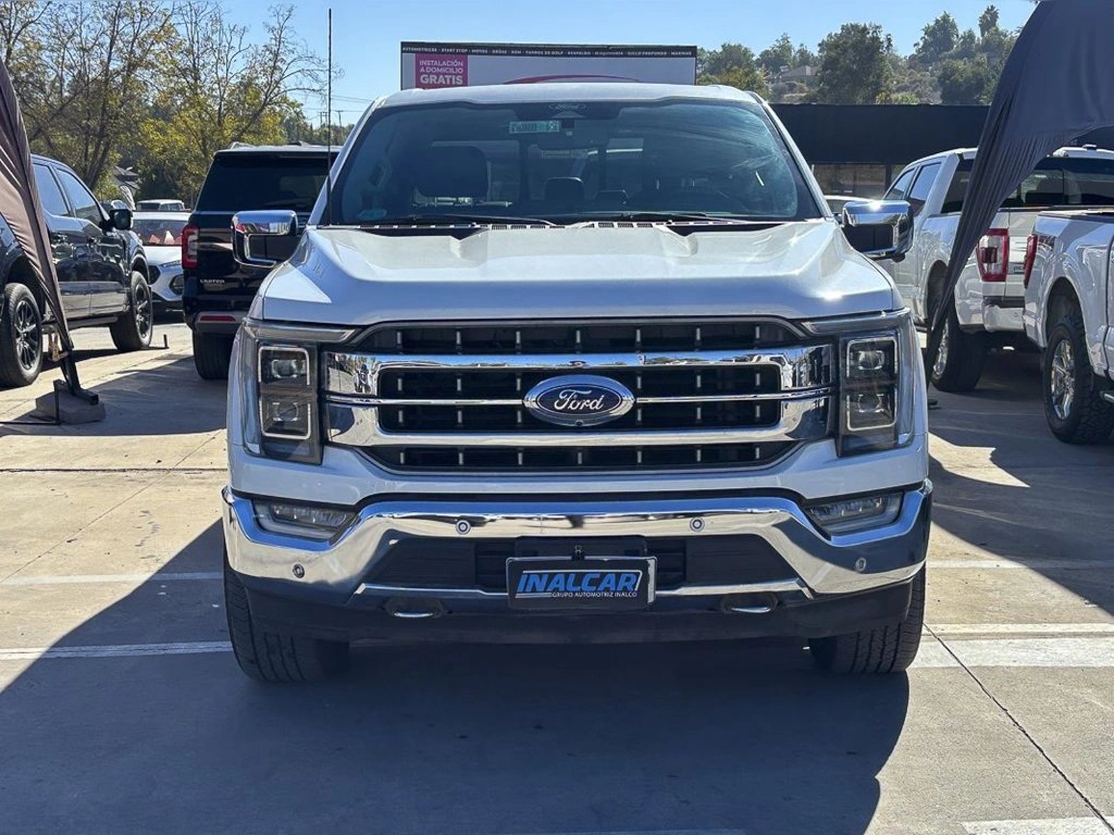 Ford F-150 LARIAT LUXURY 5.0 4X4 AUT 2023 - Foto 2 de 20