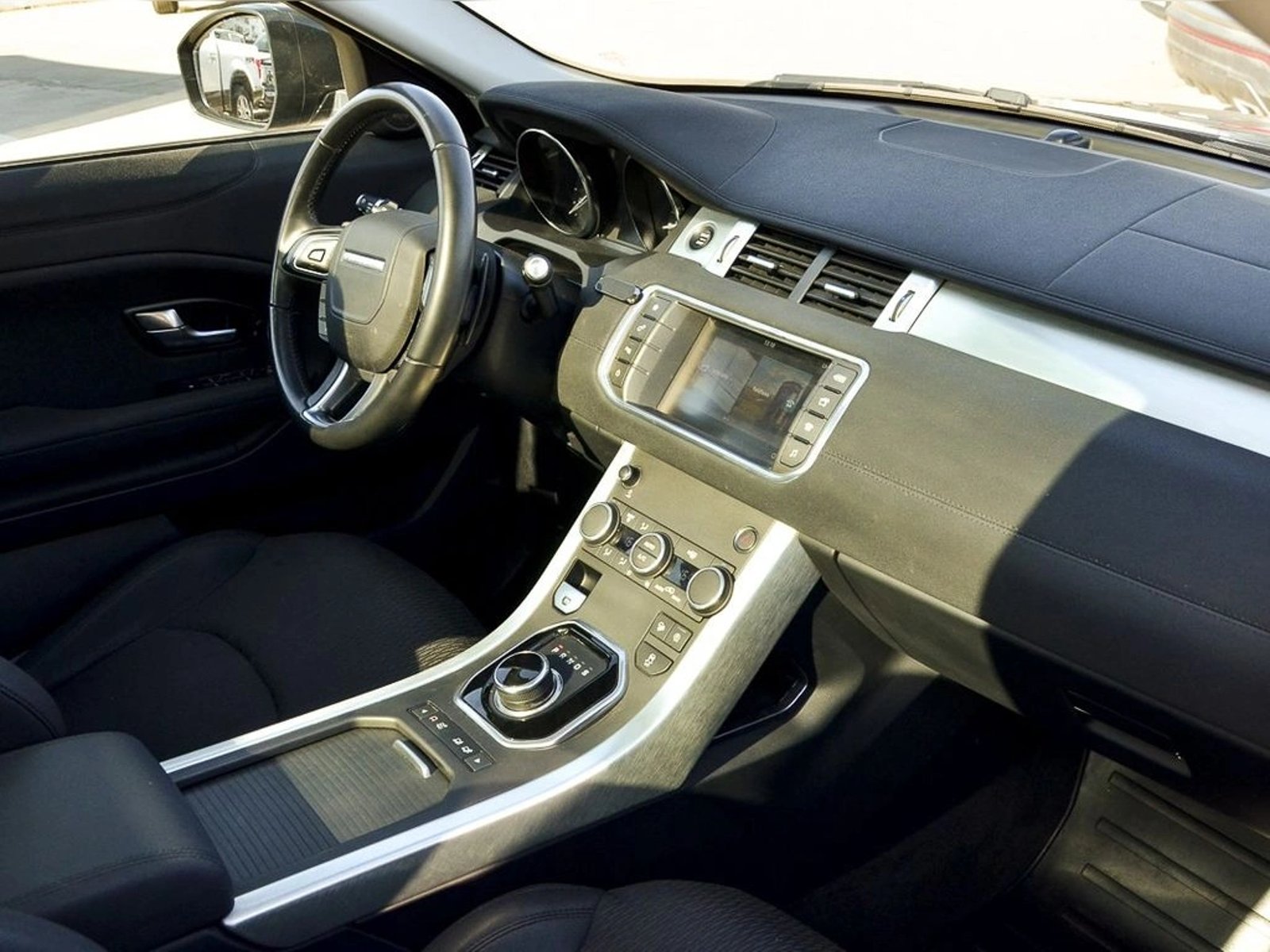 Land Rover RANGE ROVER EVOQUE 4X4 2.0 AT 2019 - Foto 4 de 20