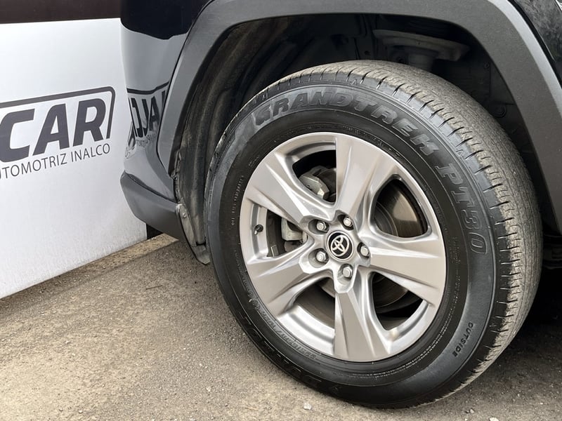 Toyota RAV4 LE CVT 2.0 2022 - Imagen 11 de 20