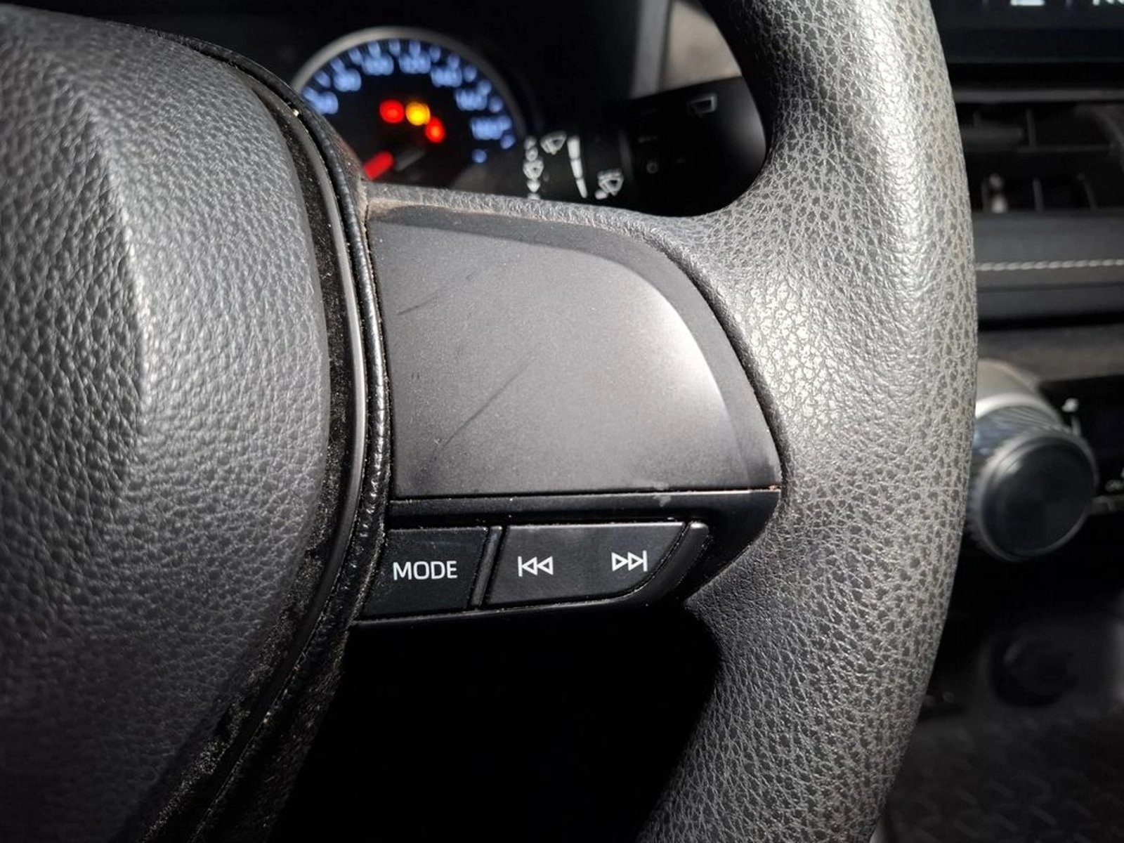 Toyota RAV4 OTTO 2.0 2020 - Imagen 13 de 19