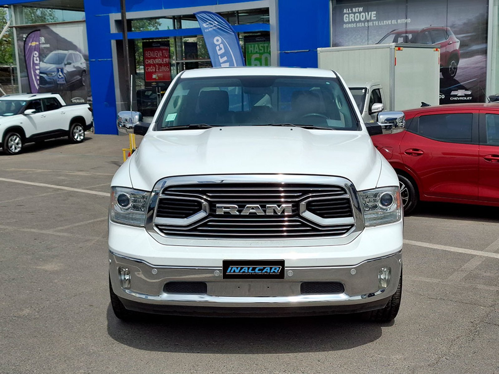 RAM 1500 CREW CAB LARAMIE 4X4 5.7 AUT 2019 - Foto 2 de 20