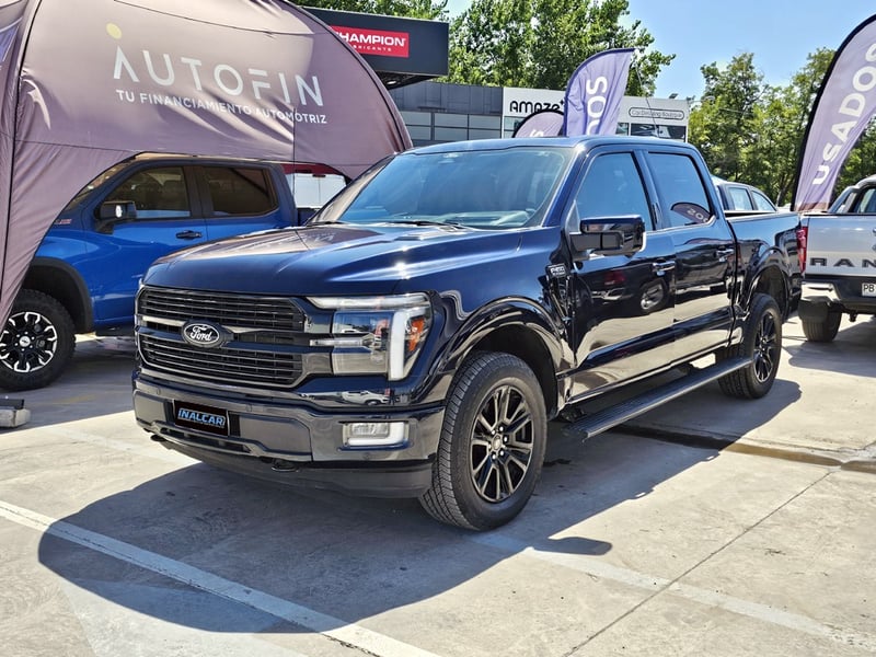 Ford F-150 PLATINUM 4X4 3.5 2025