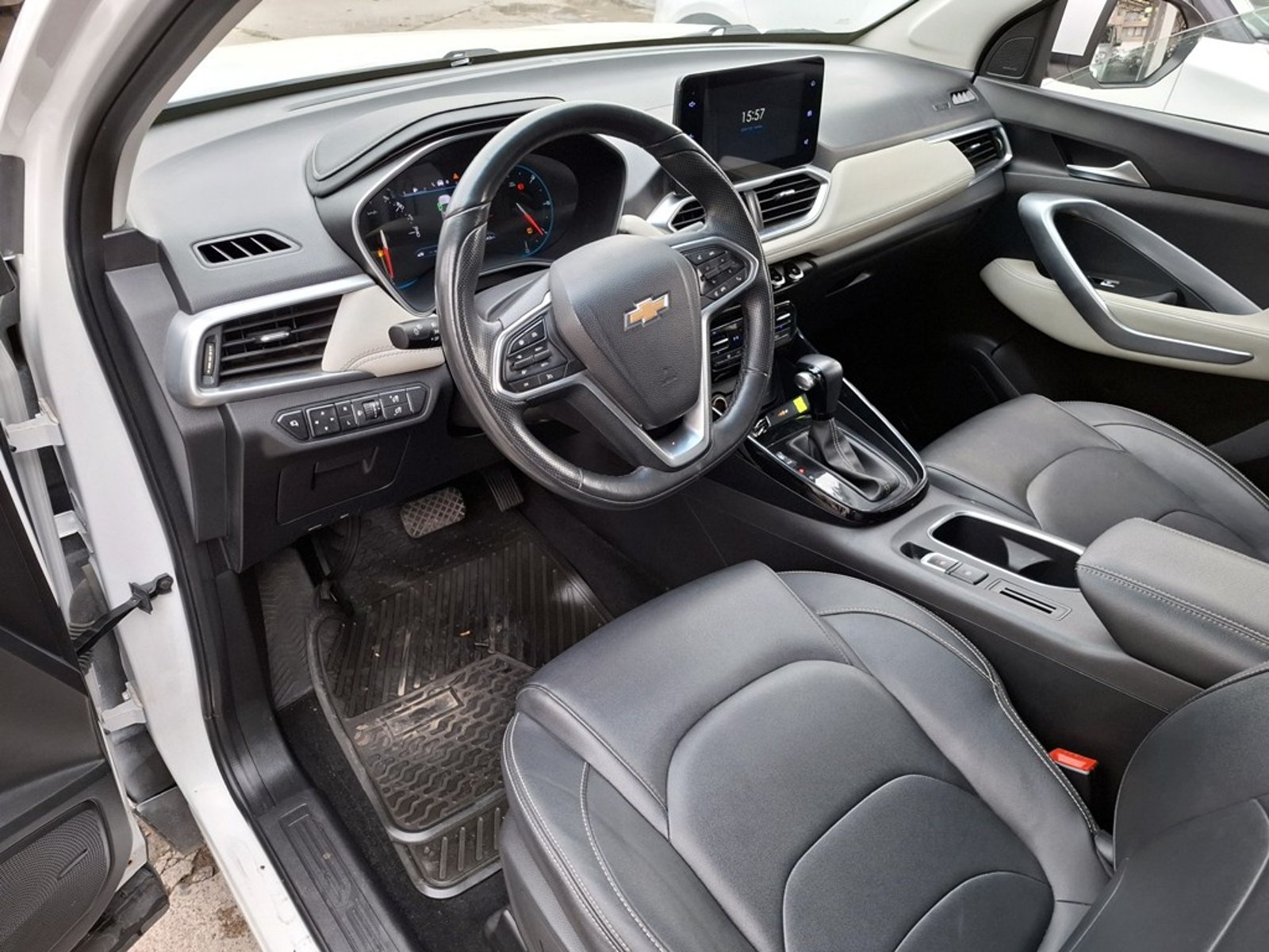 Chevrolet CAPTIVA 1.5 AUT PREMIER 2024 - Imagen 16 de 20