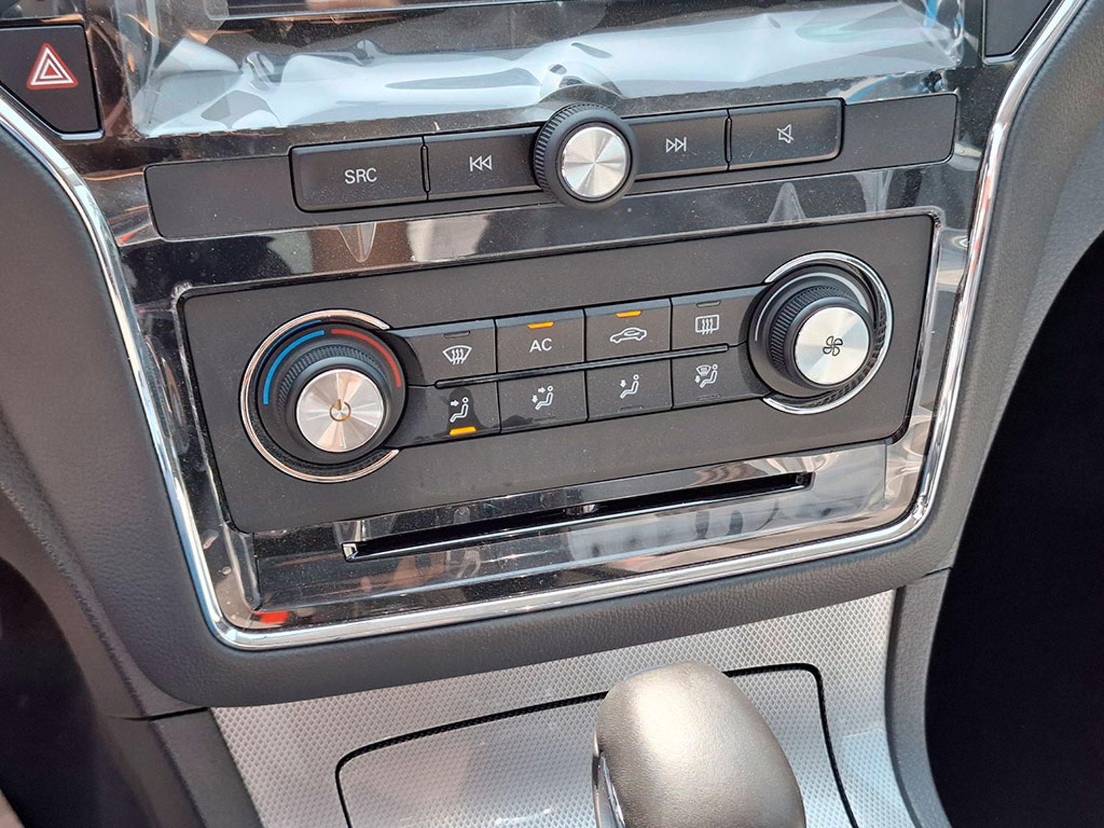 MG RX5 1.5T 2023 - Imagen 17 de 20