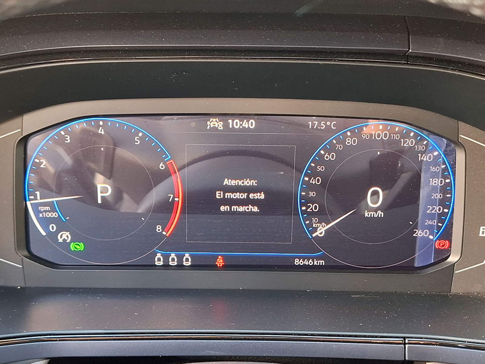 VOLKSWAGEN TAOS TSI 4X2 1.4 AUT 2025 - Imagen 15 de 20
