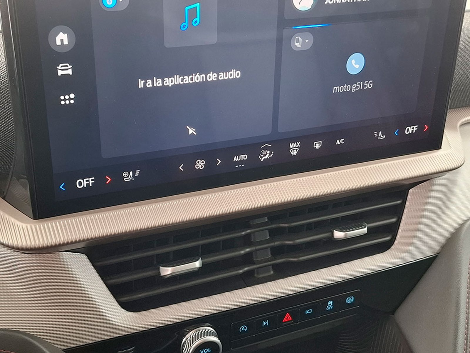 FORD EXPLORER 2.3 AUT 2025 - Imagen 12 de 20