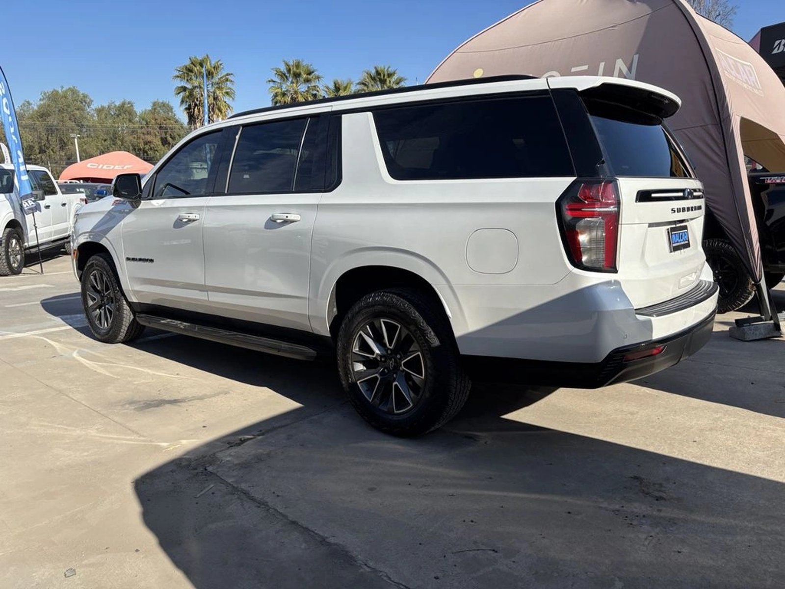 CHEVROLET SUBURBAN 5.3 Z71 AT 4X4 2024 - Imagen 11 de 20