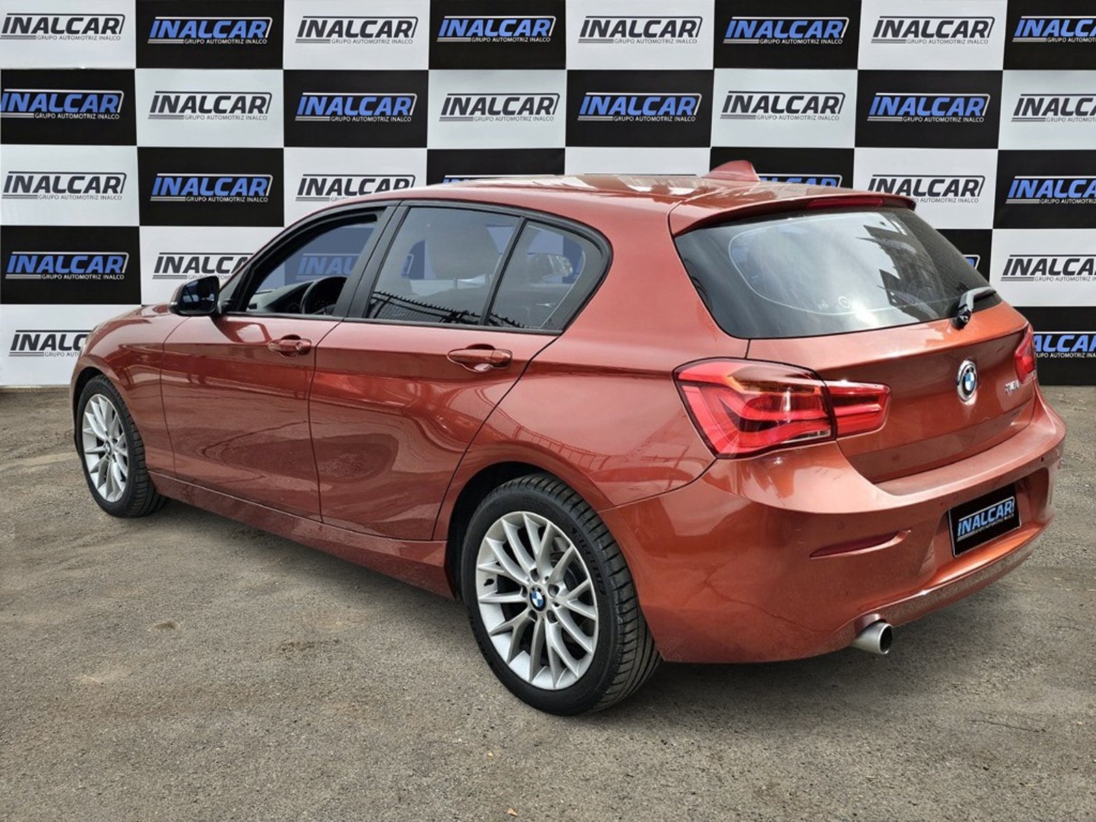 BMW 118 I LC 1.5 AUT 2018 - Imagen 6 de 20