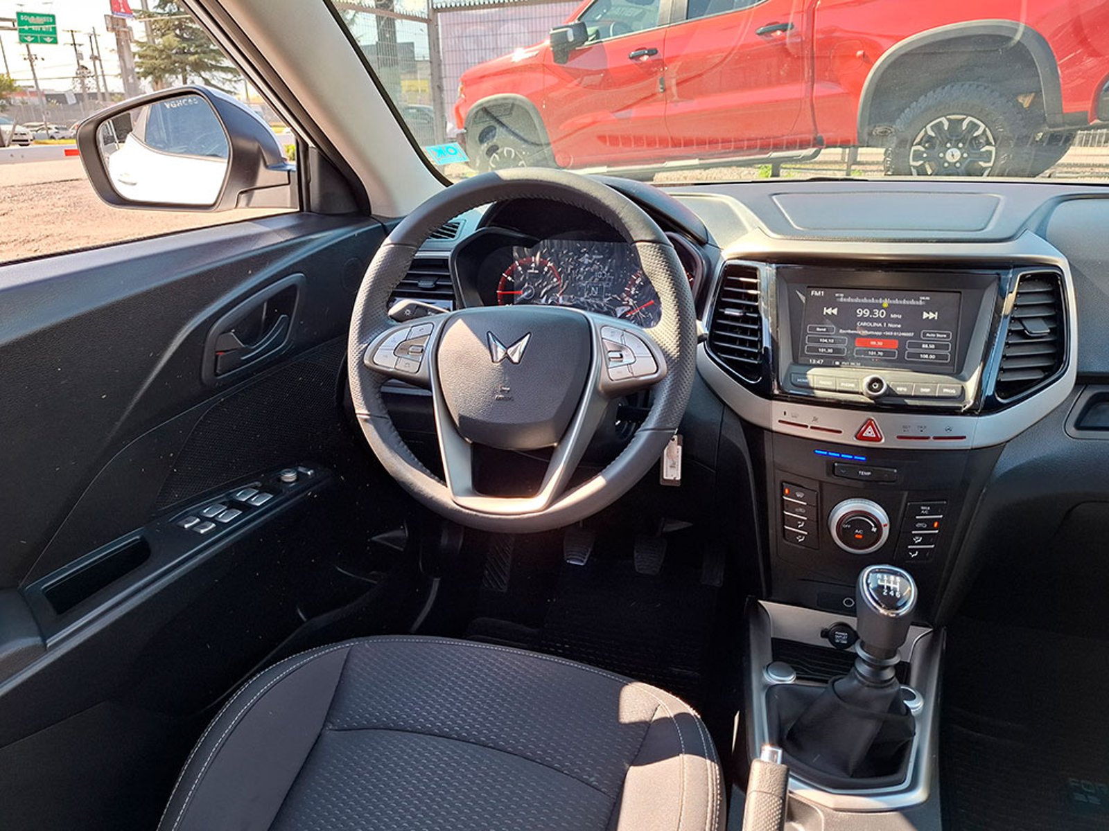 Mahindra XUV 300 1.2 2025 - Imagen 11 de 20