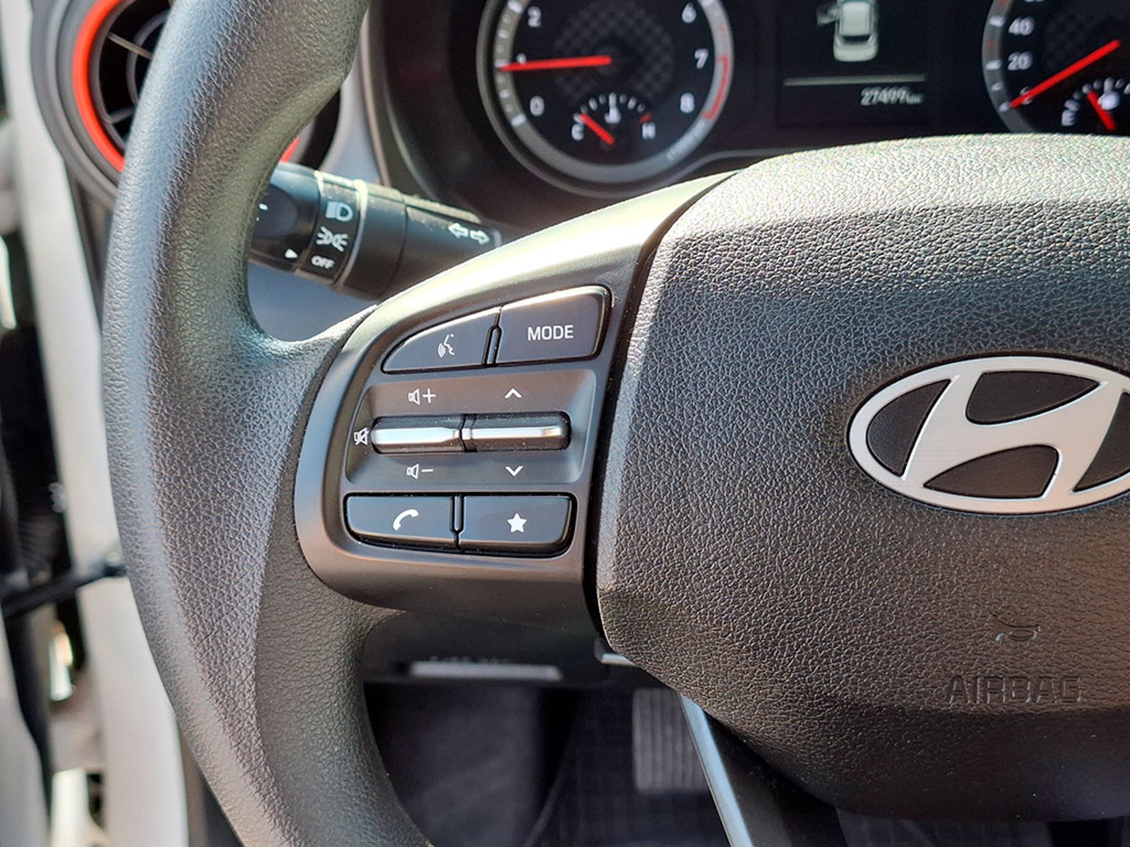 HYUNDAI GRAND I10 1.2 2025 - Imagen 13 de 20