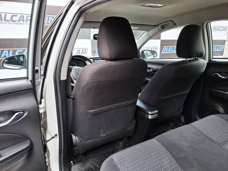 Toyota YARIS SEDAN 1.5 2021 - Imagen 20 de 20