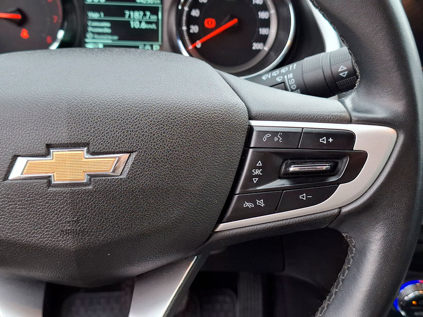 Chevrolet ONIX PREMIER AUT 2024 - Imagen 15 de 20