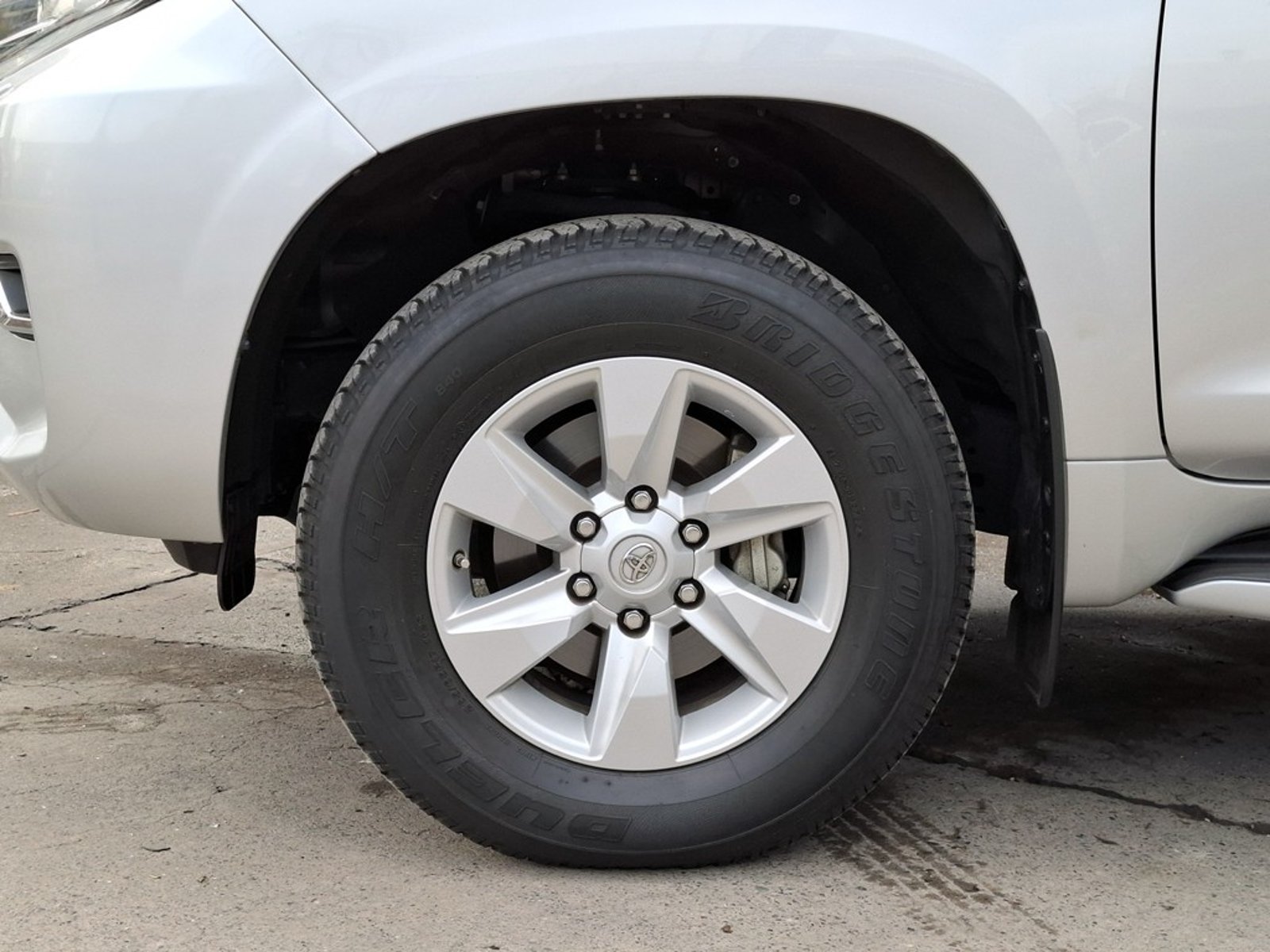 TOYOTA LAND CRUISER PRADO 4X4 4.0 AT 2023 - Imagen 10 de 20
