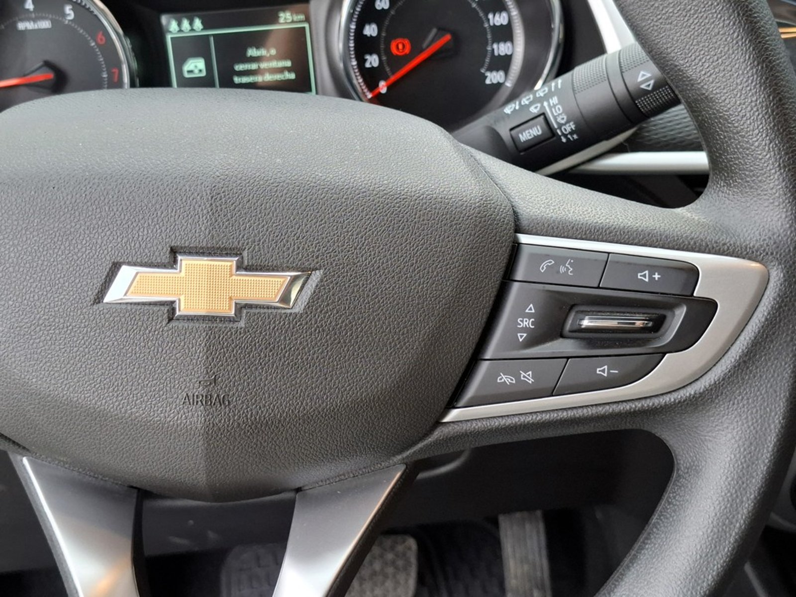 CHEVROLET TRACKER 1.2T AUT 2025 - Imagen 16 de 20
