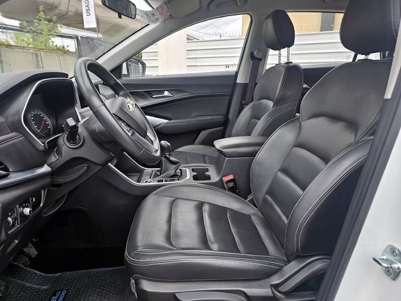 JAC JS8 1.5 LUXURY 2025 - Imagen 13 de 20